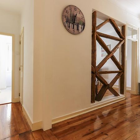 Mouraria Stylish By Homing Apartment Lisbon Bagian luar foto