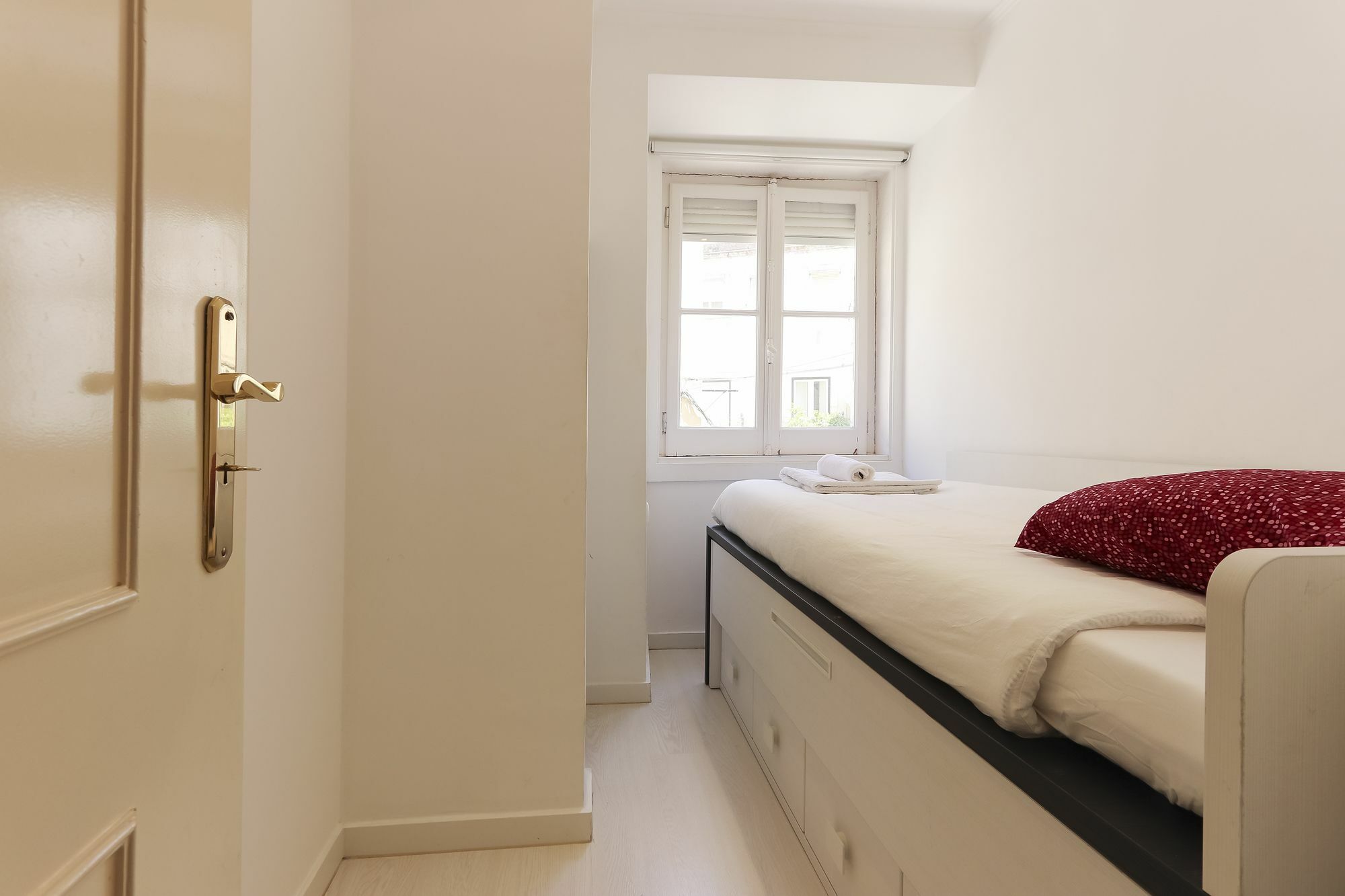 Mouraria Stylish By Homing Apartment Lisbon Bagian luar foto